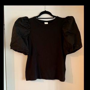 H&M Puffed Sleeve Top